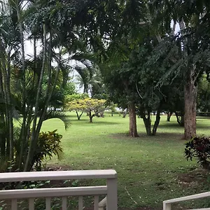 Plantation Cottages, A Coast Orman Evi